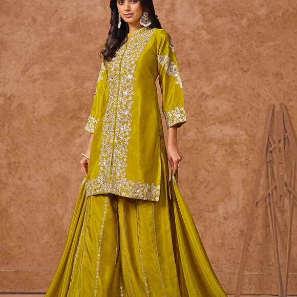 Pakistan Reception Wear Chinnon Silk Festive Embroidered Palazzo Style Suit - Picture 4 of 4